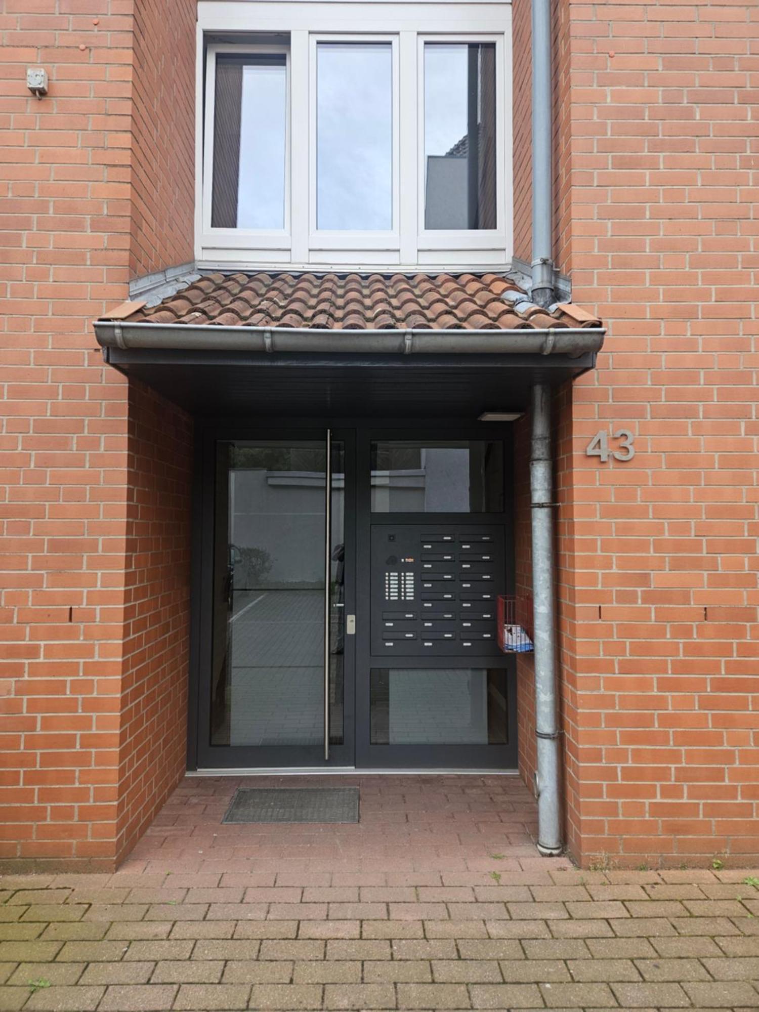 80 M2 Moderne Und Zentrale Wohnung In Hannover Mit Eigenem Parkplatz Exterior foto